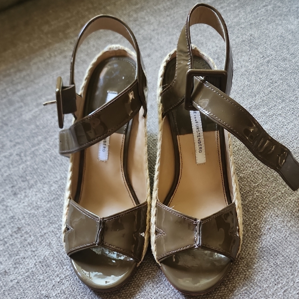 Diane Von Furstenberg Brown Wedge Sandals with Ankle Strap - Picture 3 of 6